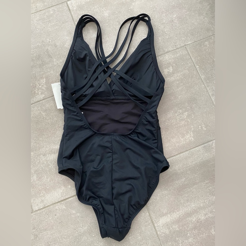 Island Goddess OnePiece Swimsuit La Blanca Nwot Gem